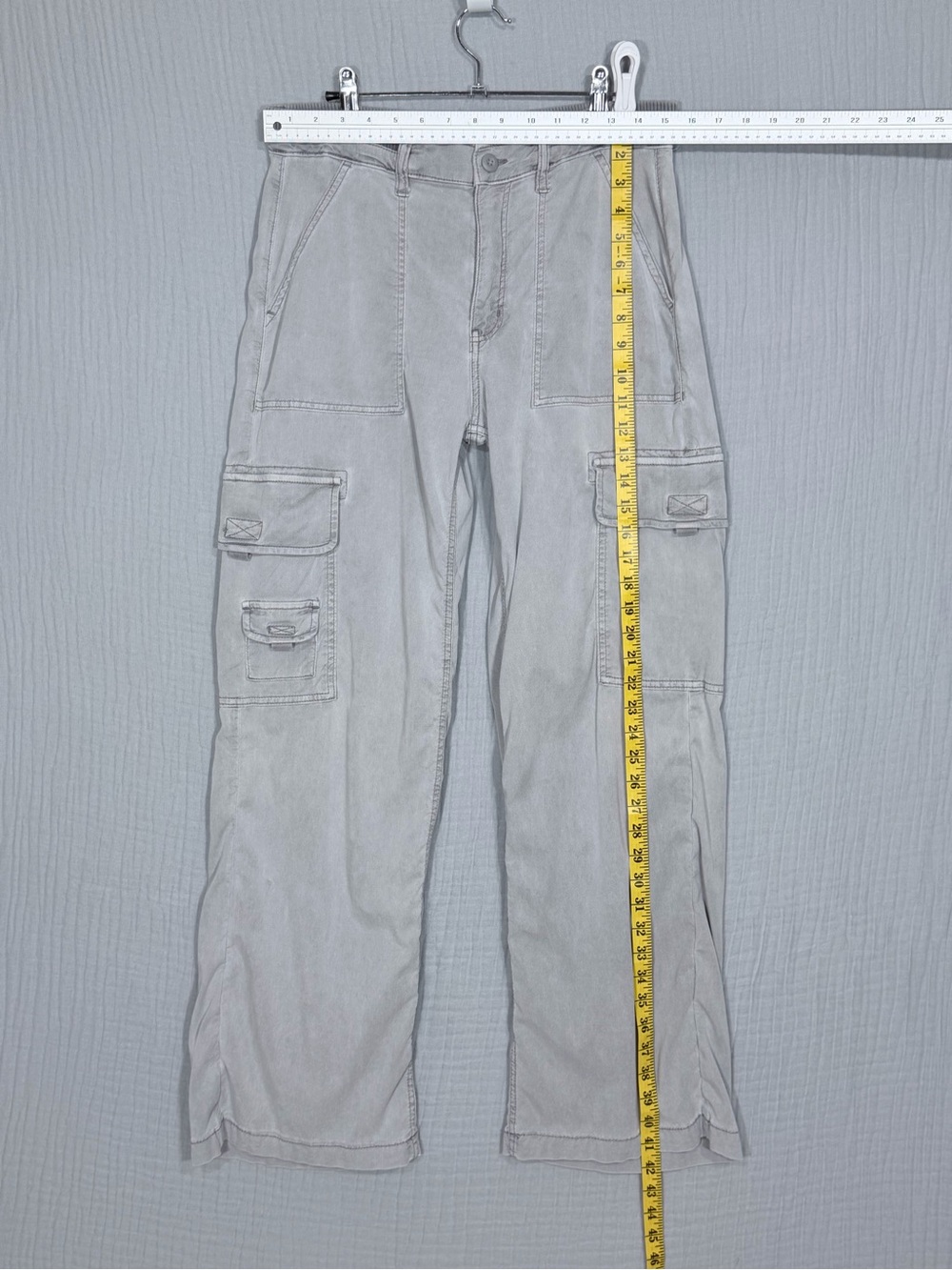 American Eagle Stretch Lyocell Cargo Pants Light Gray Size 6 - Picture 4 of 6